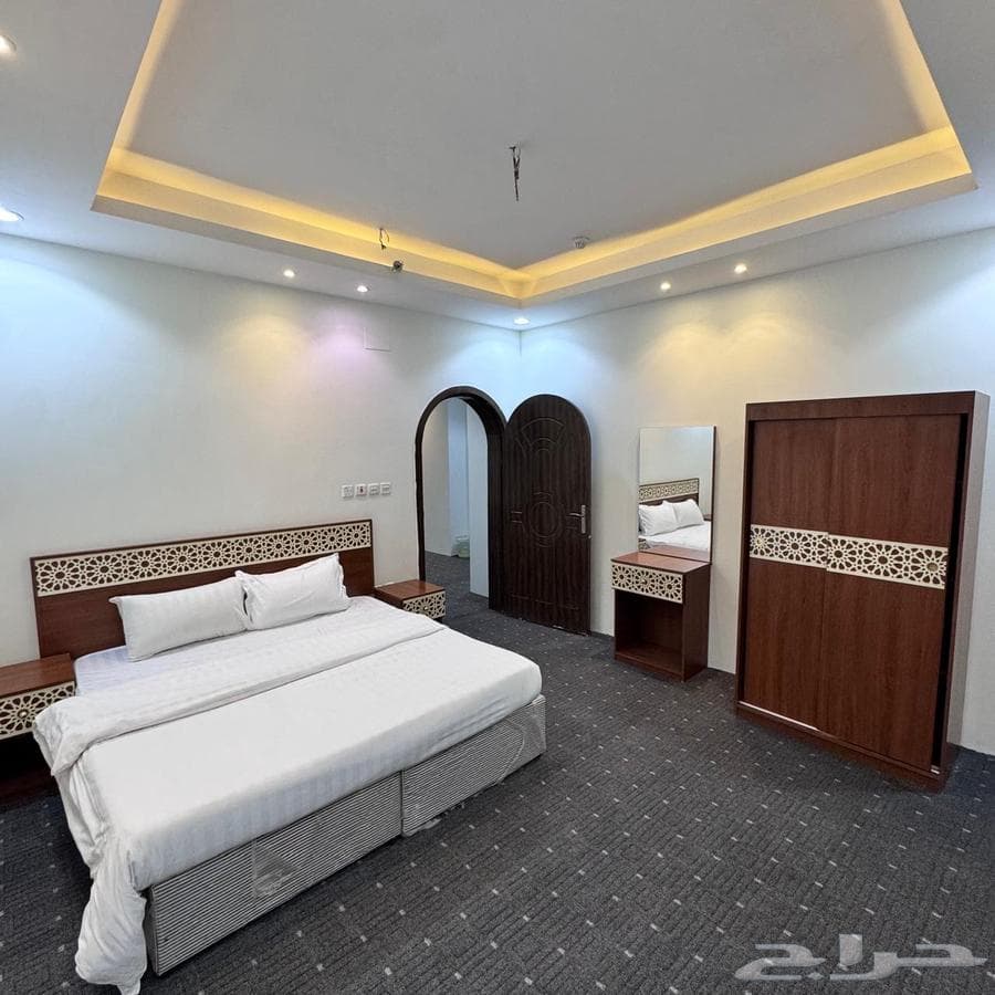 شقة 30 غرف في بطحاء قريش 4