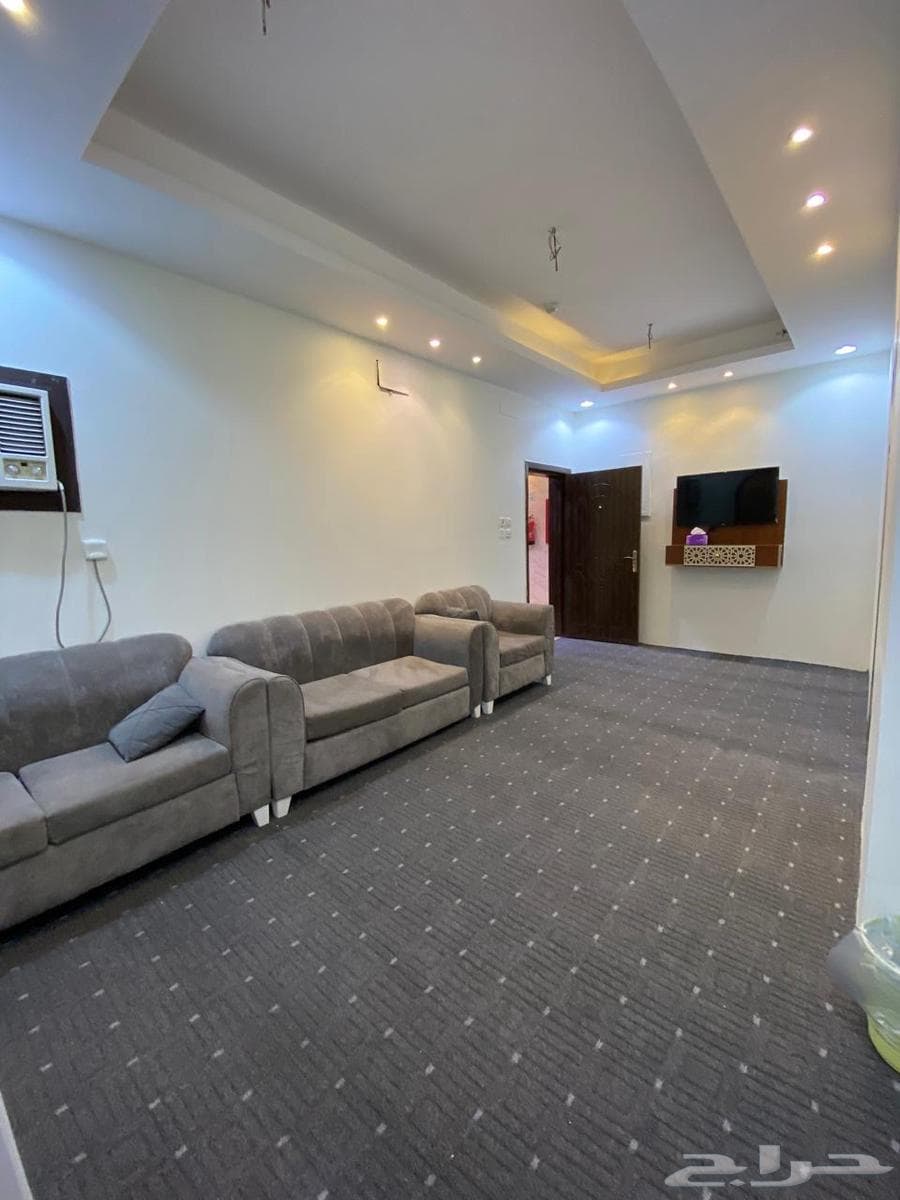 شقة 30 غرف في بطحاء قريش 6