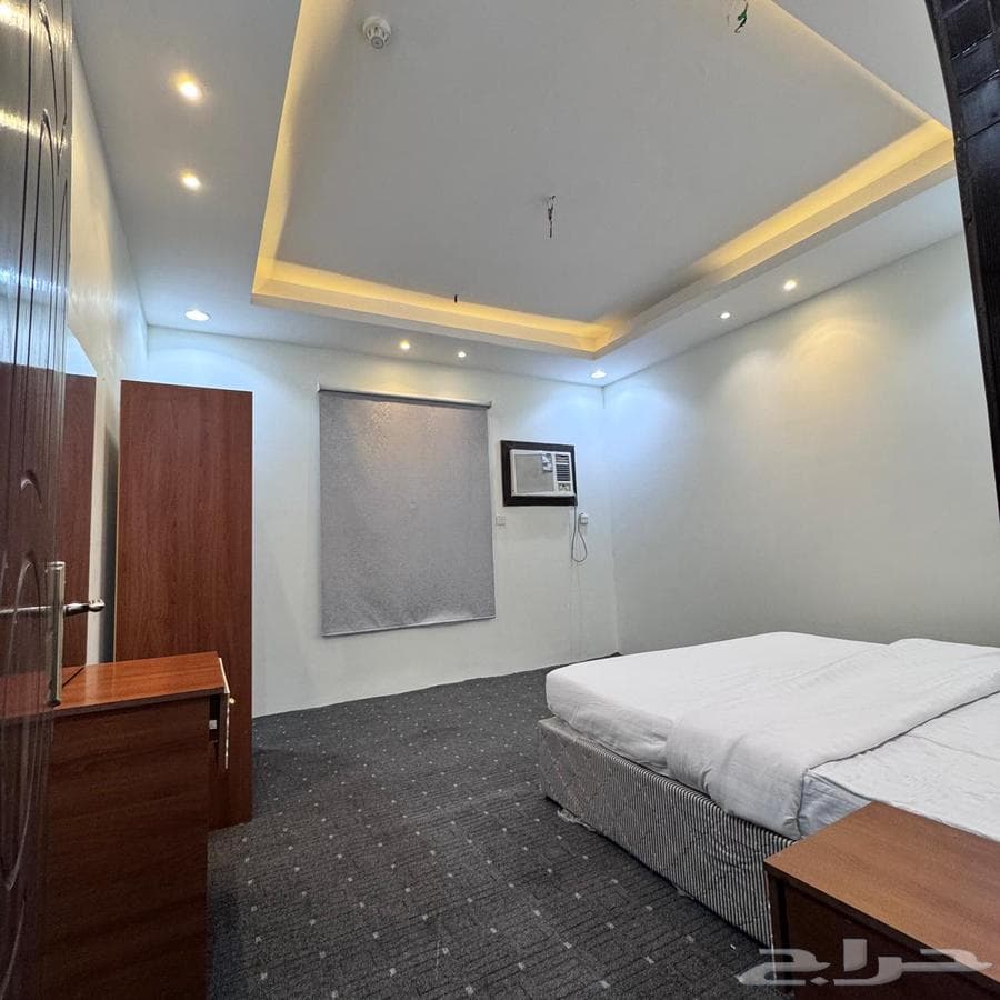 شقة 30 غرف في بطحاء قريش 8