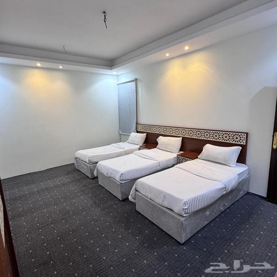 شقة 30 غرف في بطحاء قريش 9