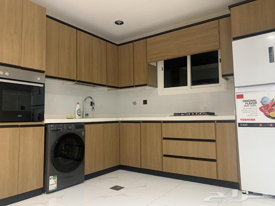 شقة 5 غرف في الشرائع 12