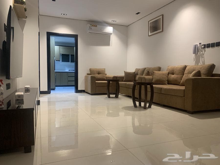 شقة 5 غرف في الشرائع 4