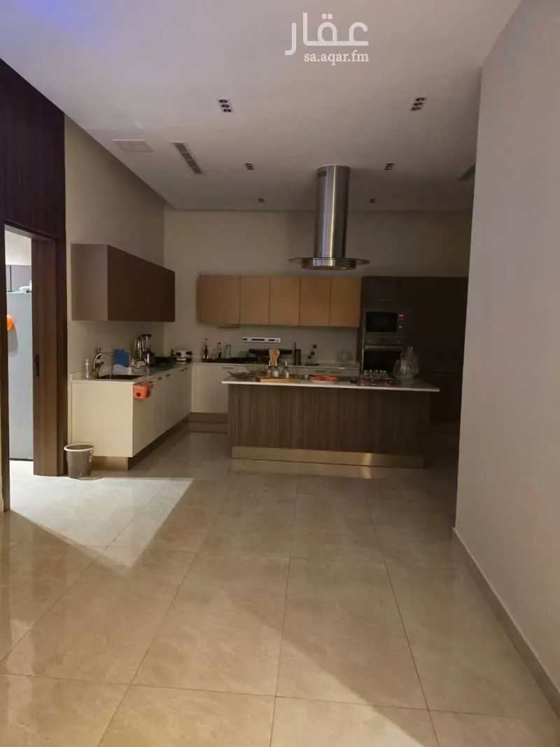 فيلا 10 غرف في المرجان 4