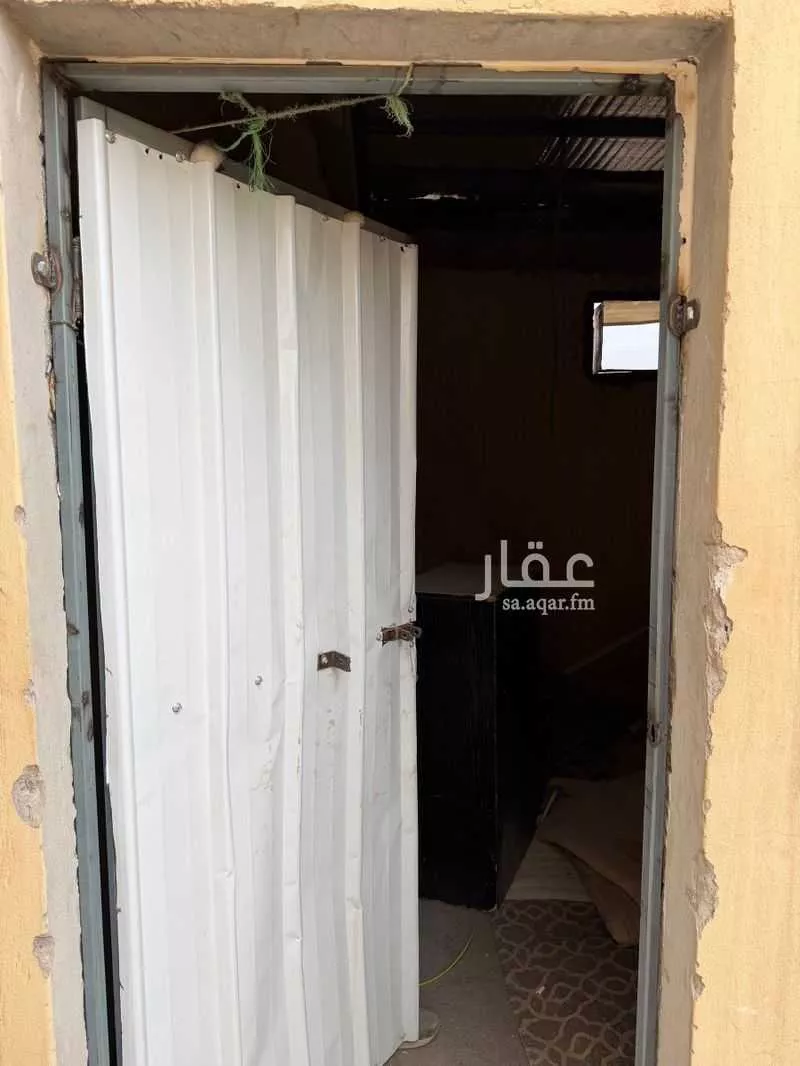 مستودع 900 م² في ظهرة نمار 5