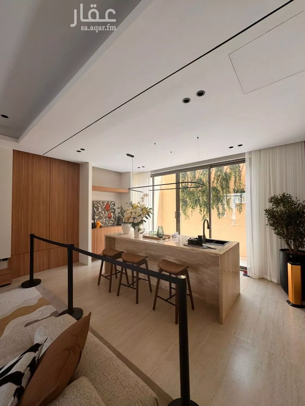 فيلا 7 غرف في النرجس 4