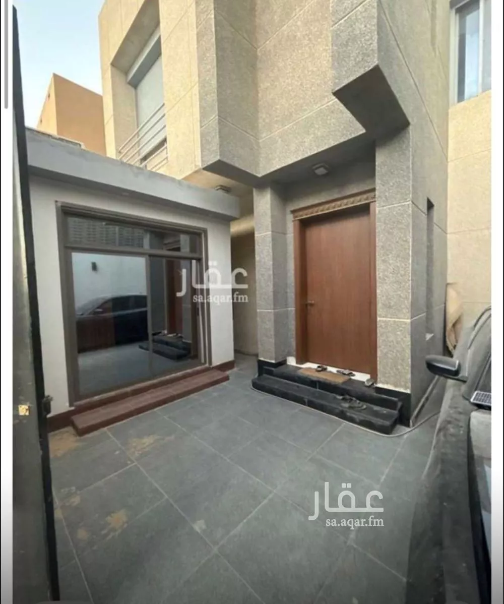 فيلا 4 غرف في العارض 1