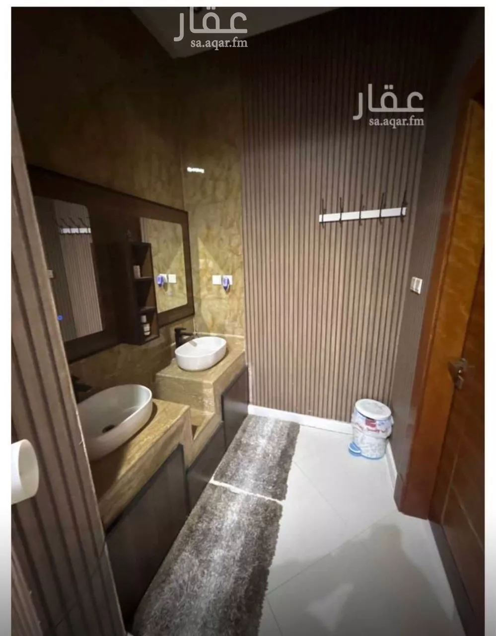 فيلا 4 غرف في العارض 3