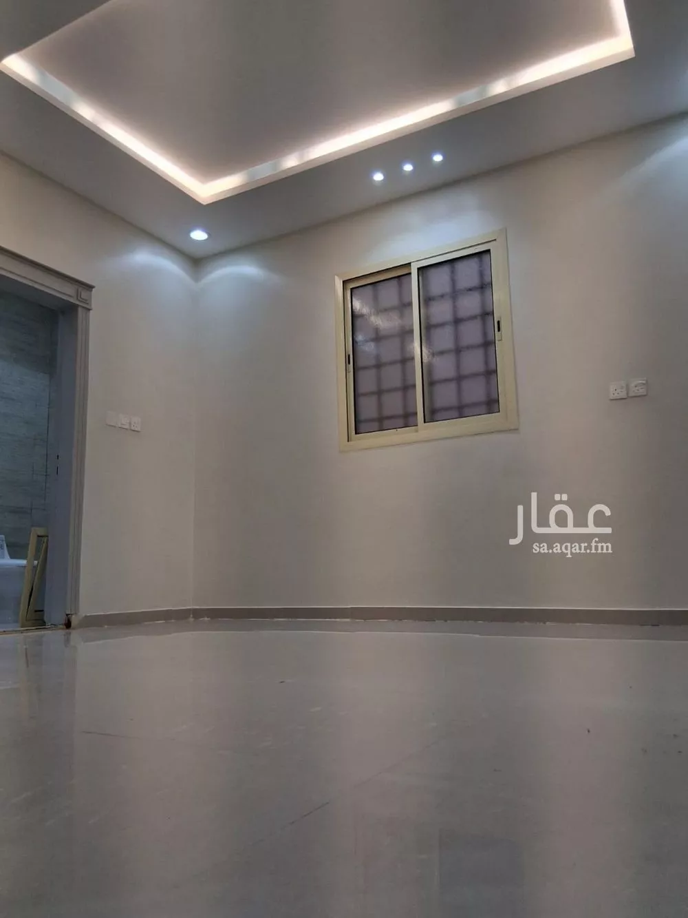 شقة 1 غرف في الرمال 2