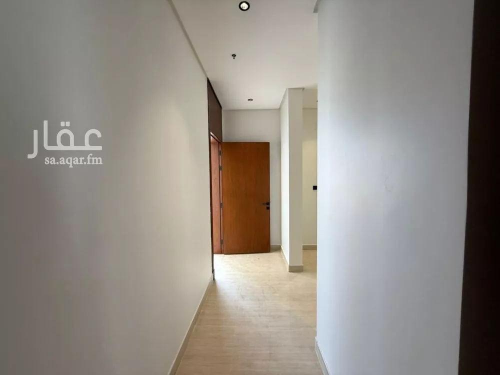 شقة 4 غرف في المهدية 12