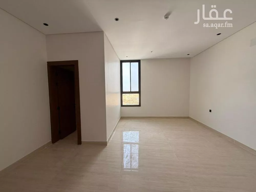 شقة 4 غرف في المهدية 23