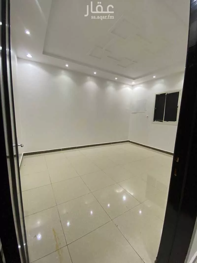 شقة 5 غرف في الرمال 1