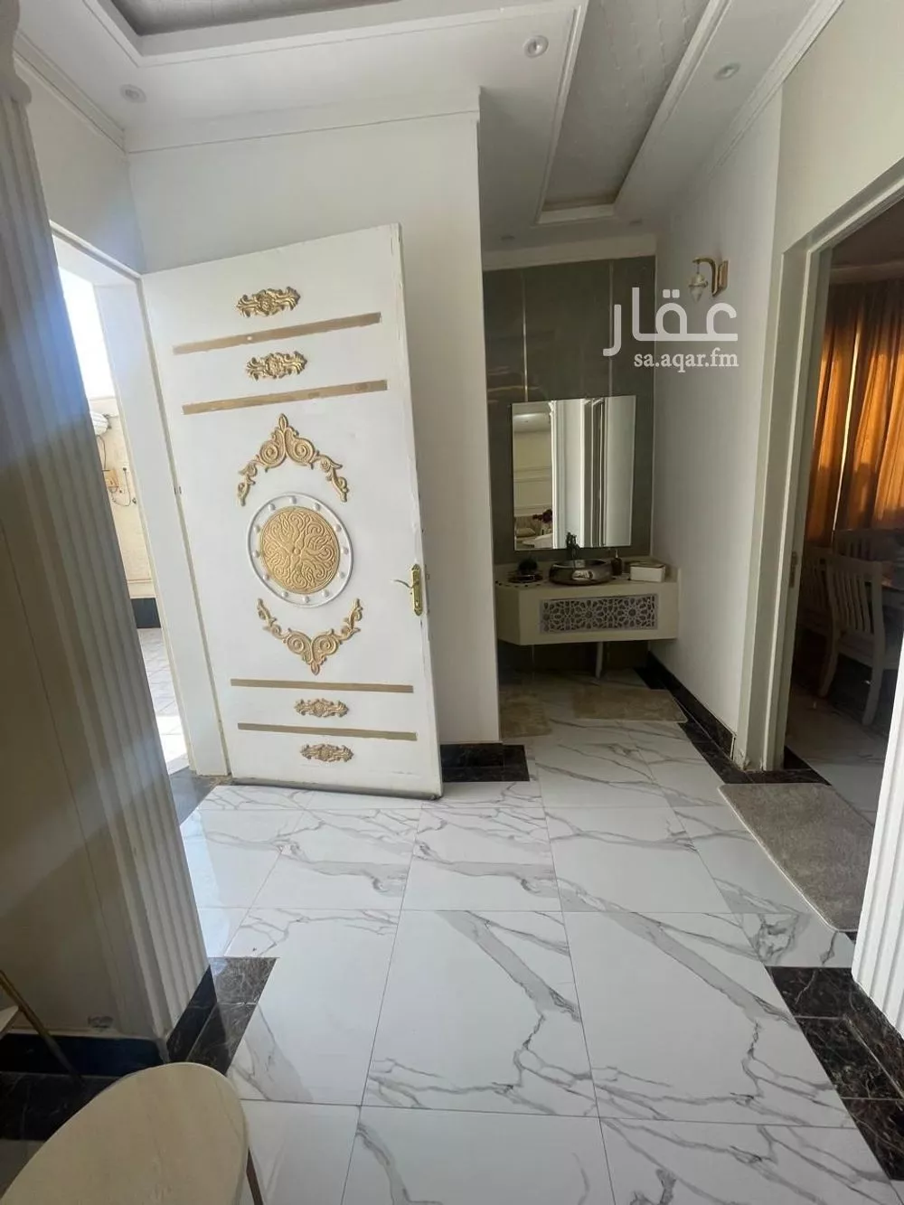 فيلا 6 غرف في المهدية 5