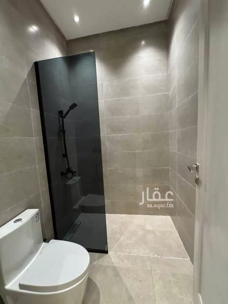 4 bedroom apartment in Al Yarmouk 8
