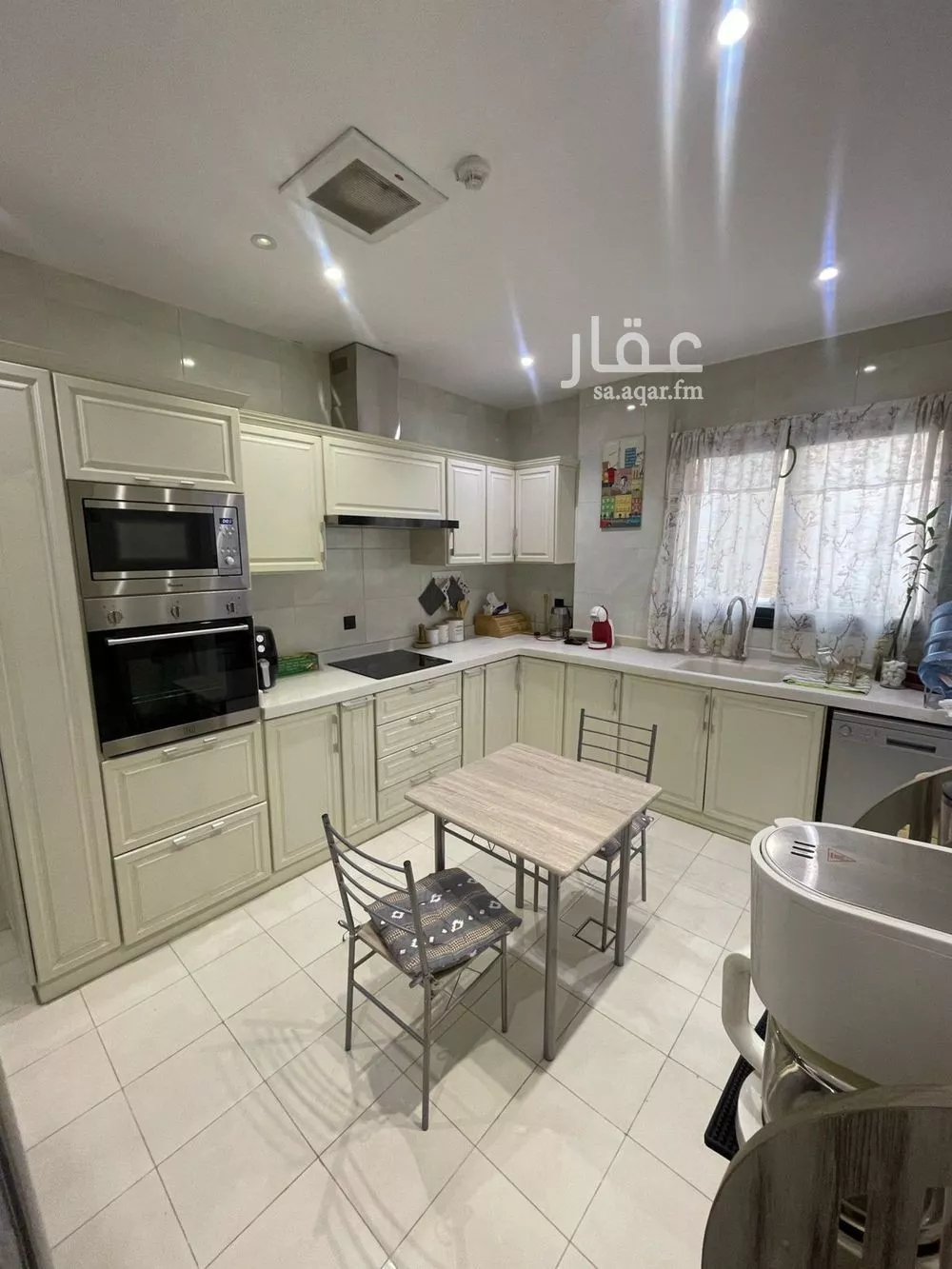 شقة 4 غرف في الياسمين 3