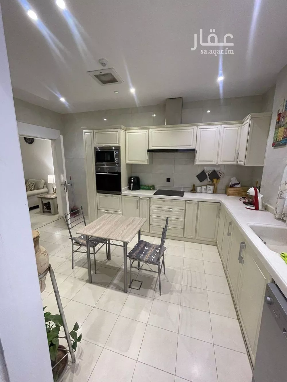 شقة 4 غرف في الياسمين 6