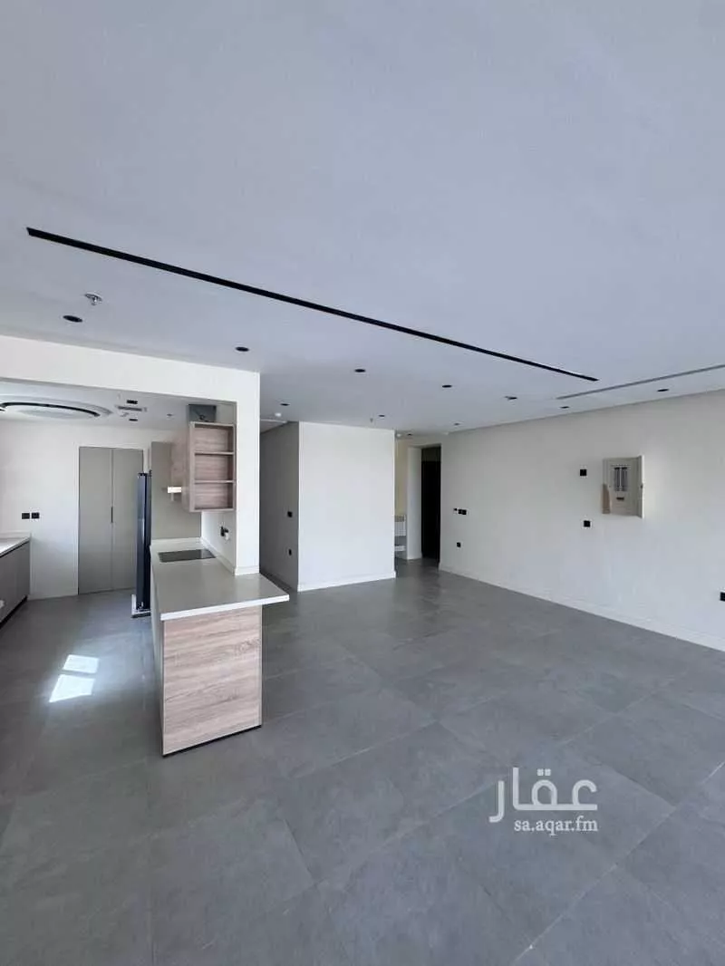 شقة 3 غرف في المغرزات 4