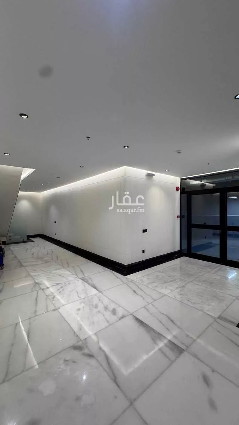 شقة 3 غرف في المغرزات 5