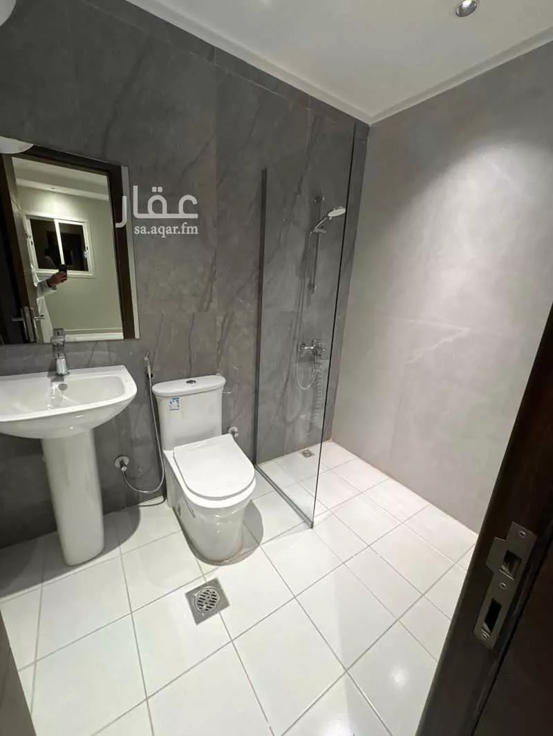 شقة 3 غرف في النرجس 10