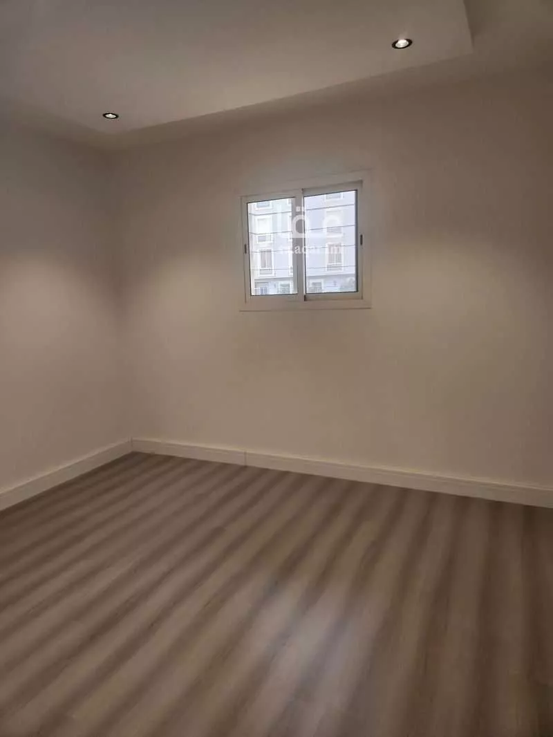 شقة 3 غرف في الملقا 11