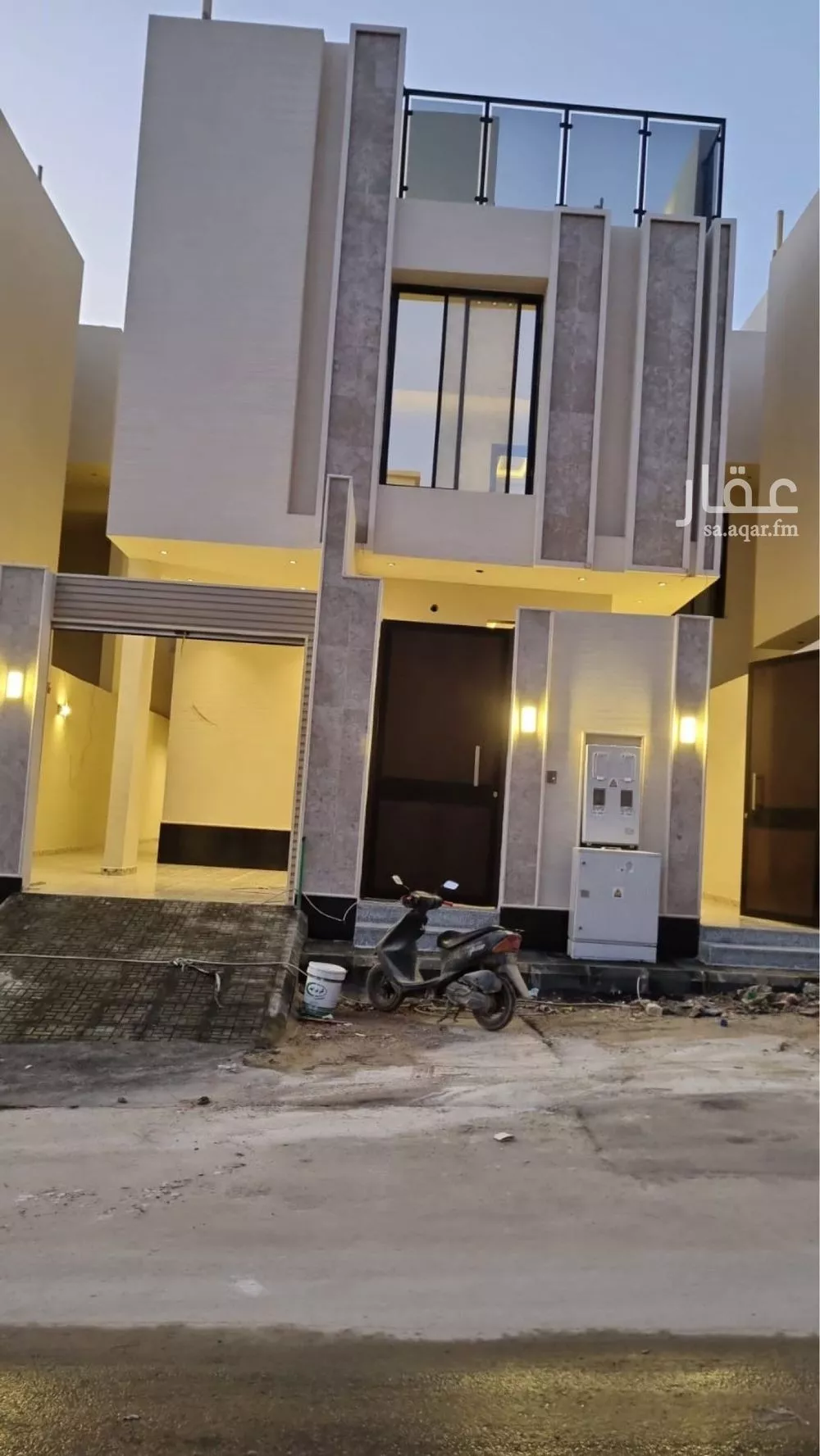 دوبلكس 4 غرف في الرمال