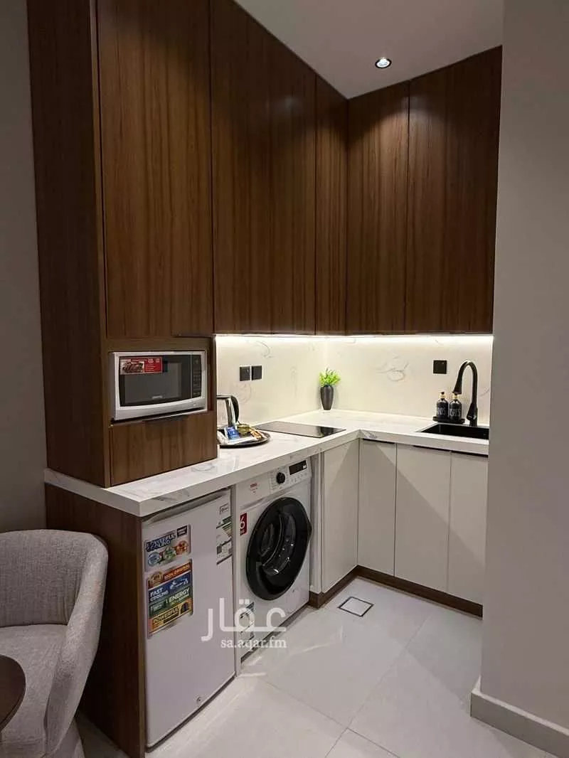 شقة 1 غرف في العارض 7