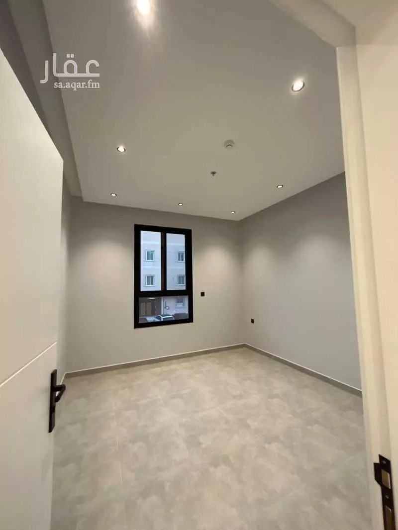 شقة 4 غرف في إشبيلية 1