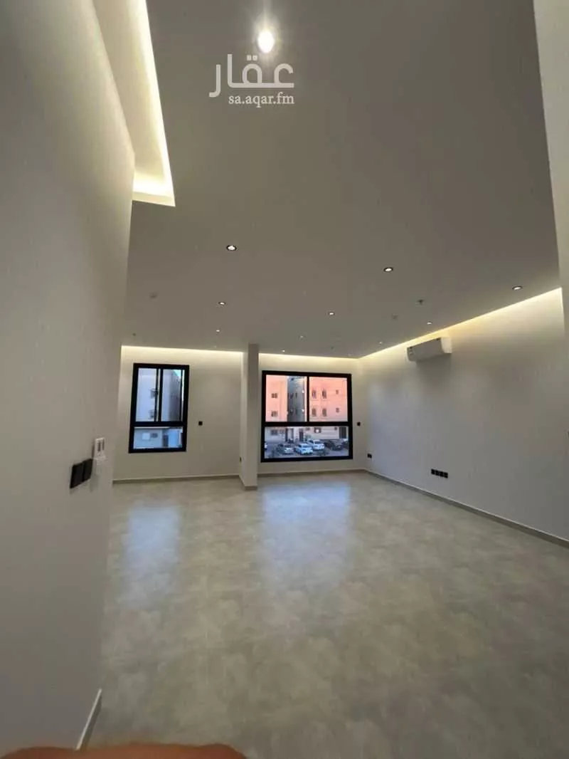 شقة 4 غرف في إشبيلية 11