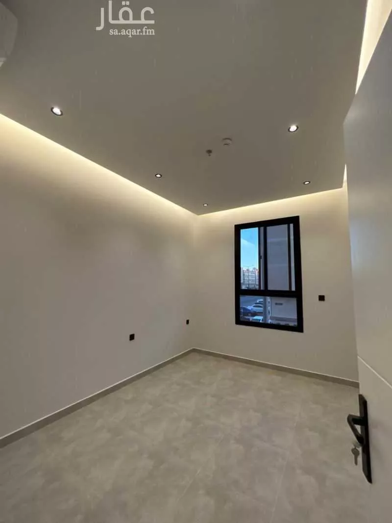 شقة 4 غرف في إشبيلية 8