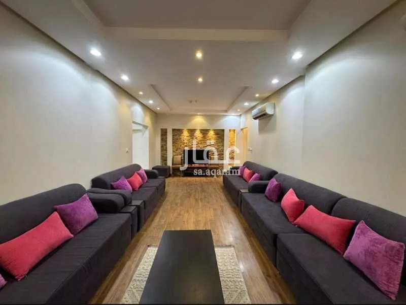 شقة 3 غرف في بطحاء قريش 4