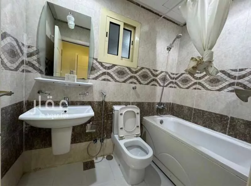 شقة 3 غرف في بطحاء قريش 7