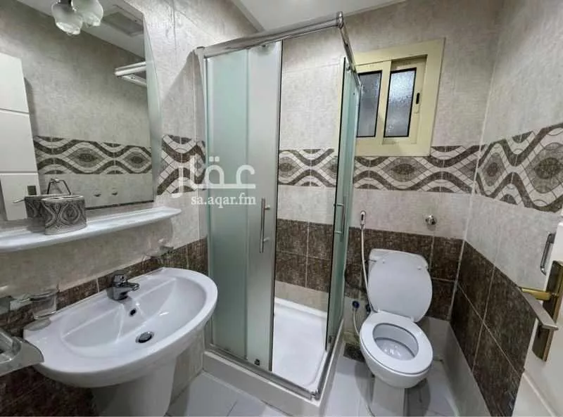 شقة 3 غرف في بطحاء قريش 8