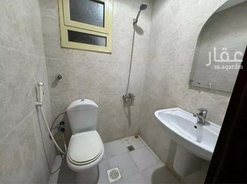 شقة 3 غرف في بطحاء قريش 10