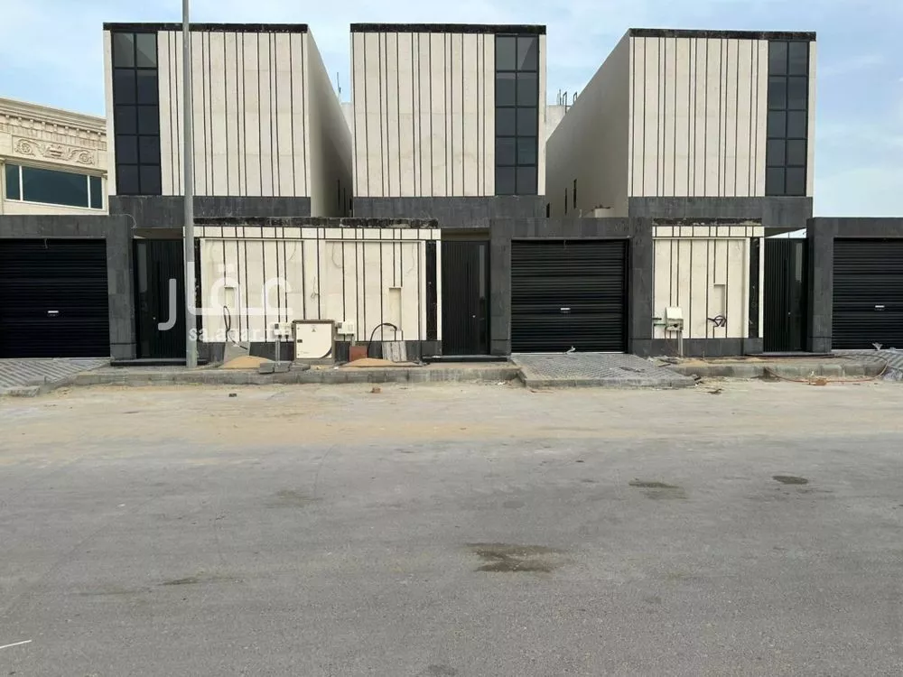 فيلا 7 غرف في البحيرة 1