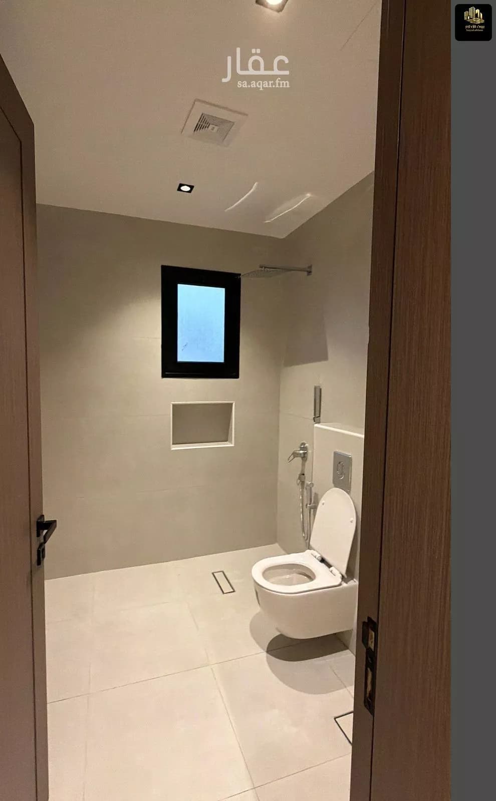 فيلا 6 غرف في الصواري 23