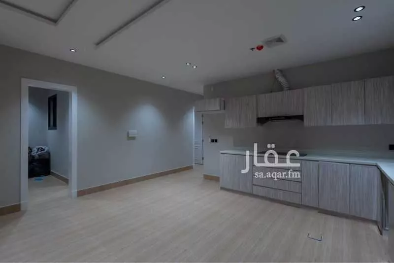 شقة 3 غرف في الحمرا 8