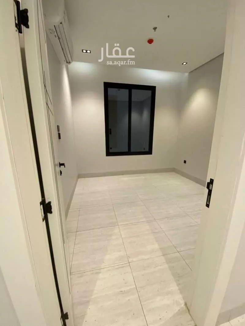 شقة 3 غرف في البحر 8