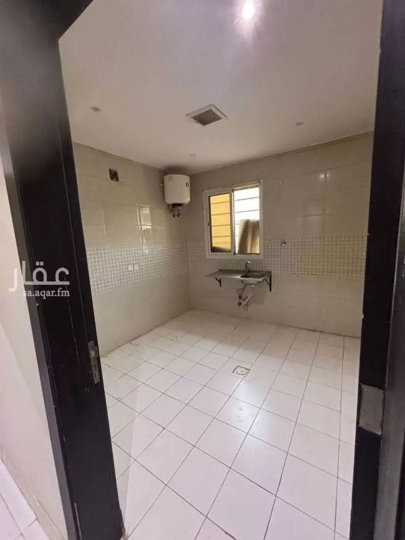 شقة 3 غرف في الرمال 4