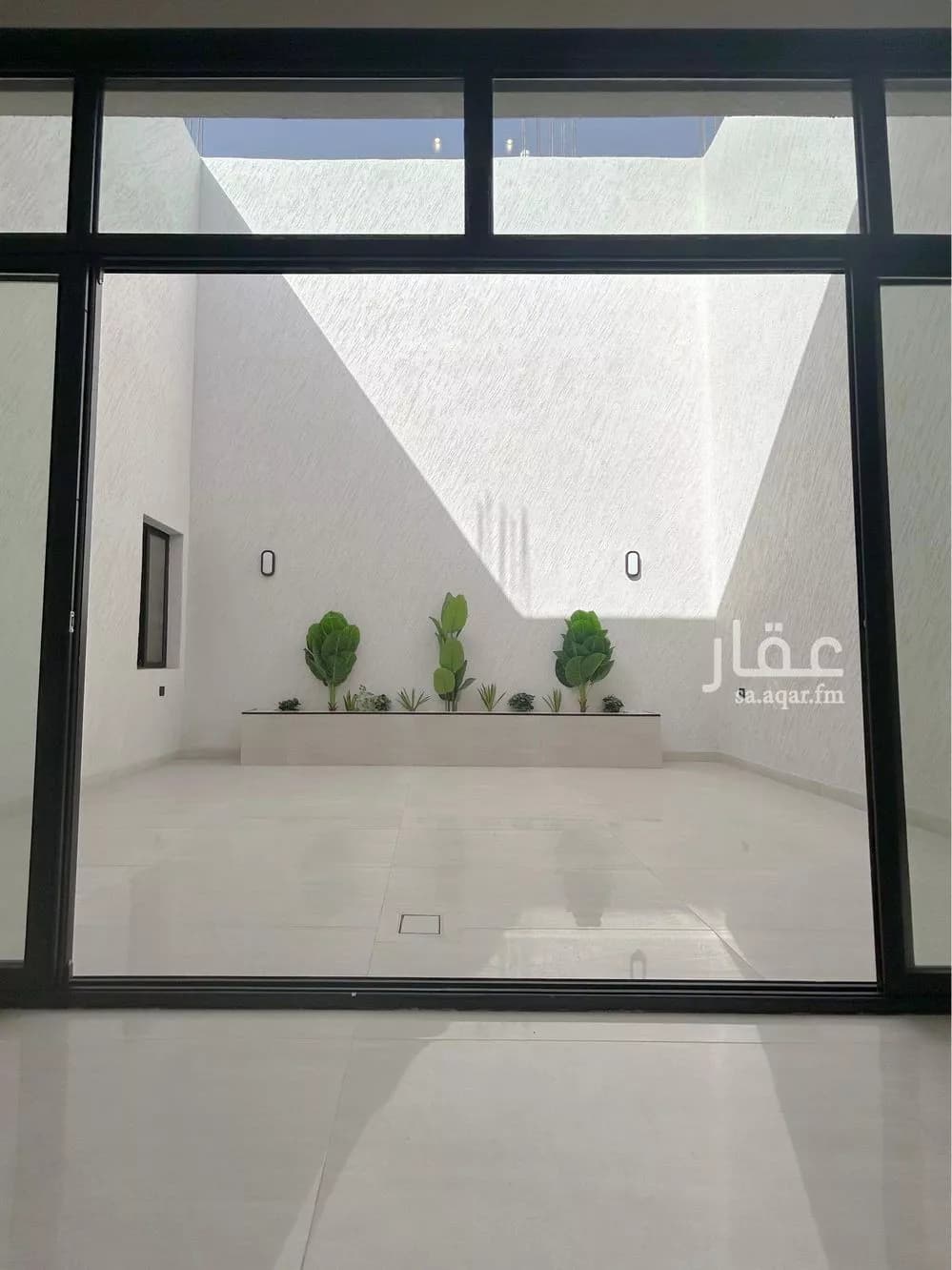 دور 5 غرف في الملك فهد 8