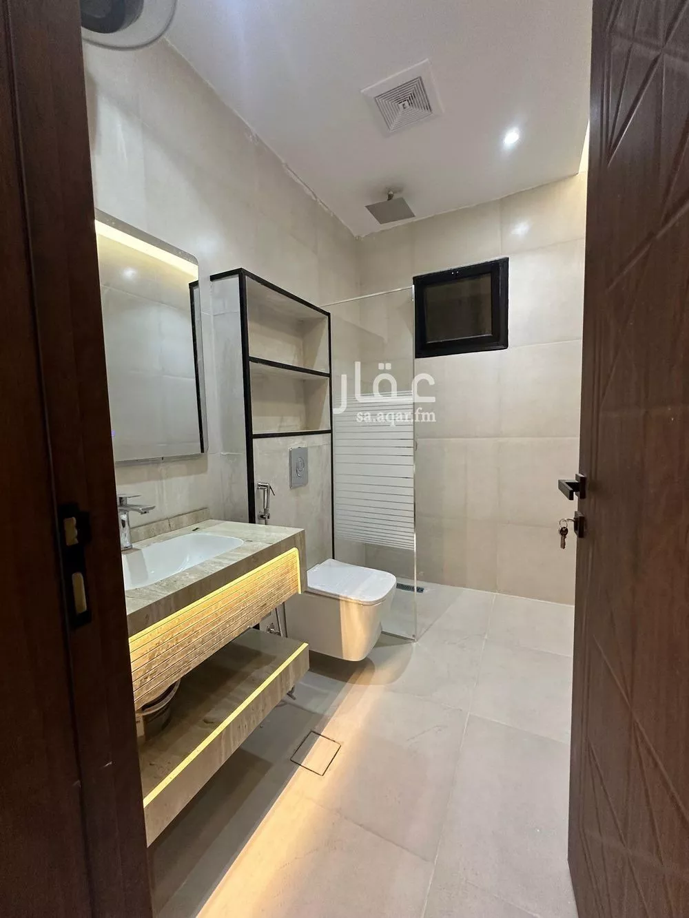 دور 6 غرف في المطار 7