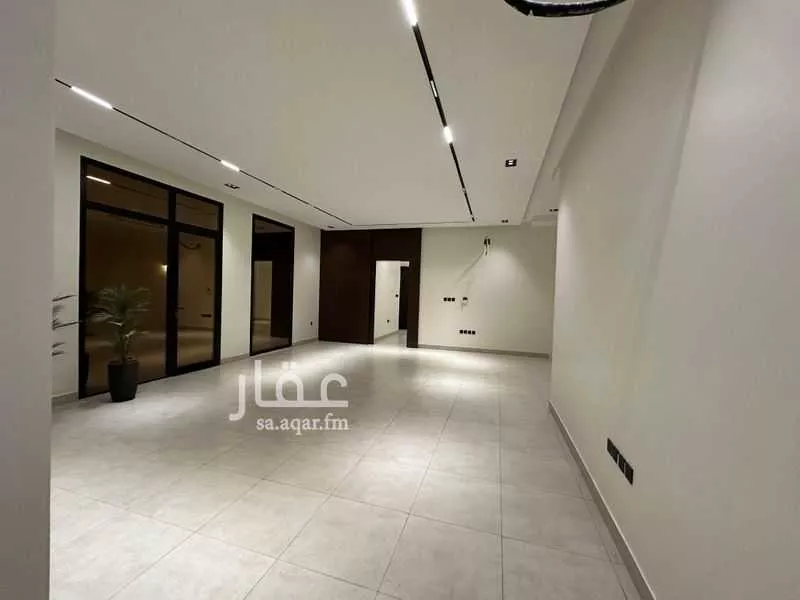 دور 4 غرف في المونسية 8