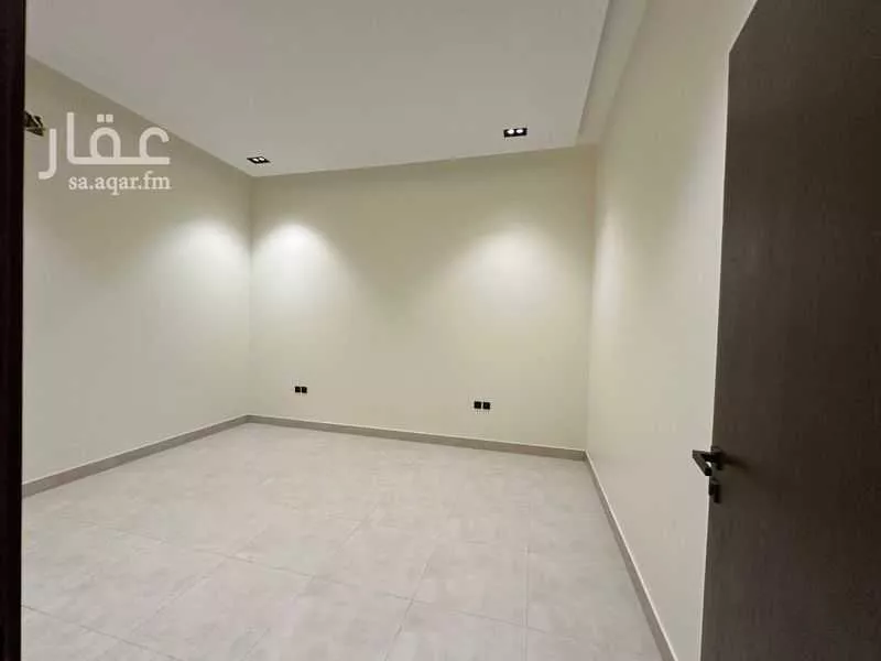 4 bedroom floor in Al Munsiyah 14