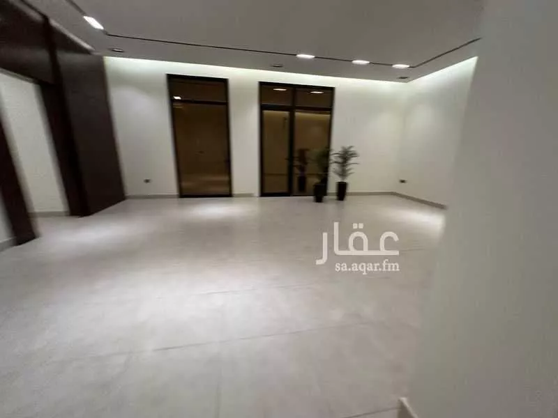 4 bedroom floor in Al Munsiyah 10