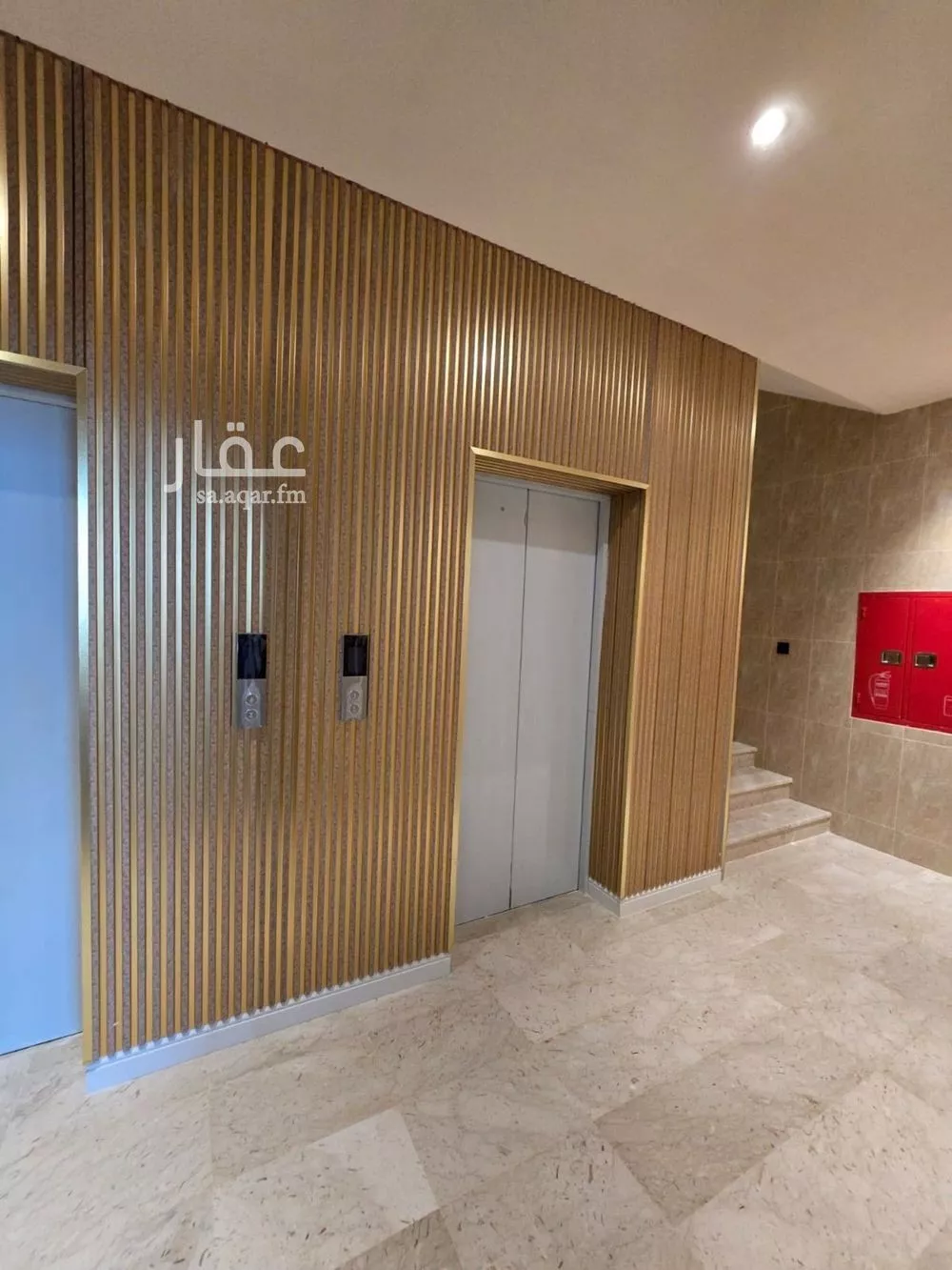 مكتب 550 م² في الروضة 4