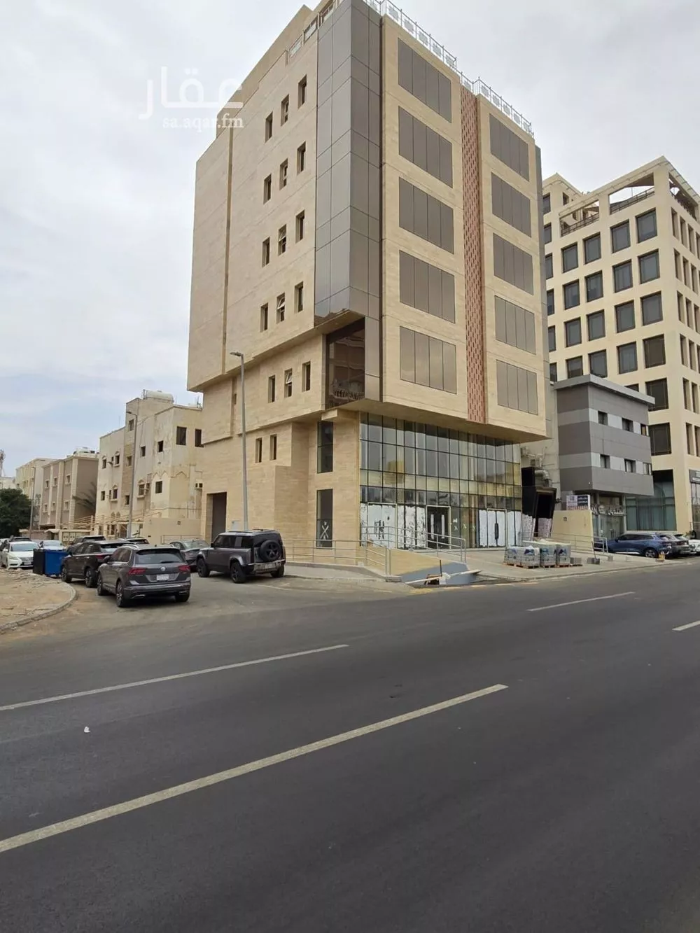 550 sqm office in Al Rawdah 5