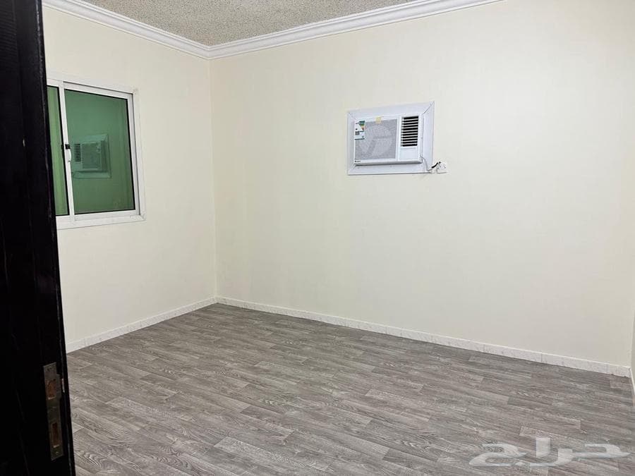 شقة 2 غرف في الرمال 6