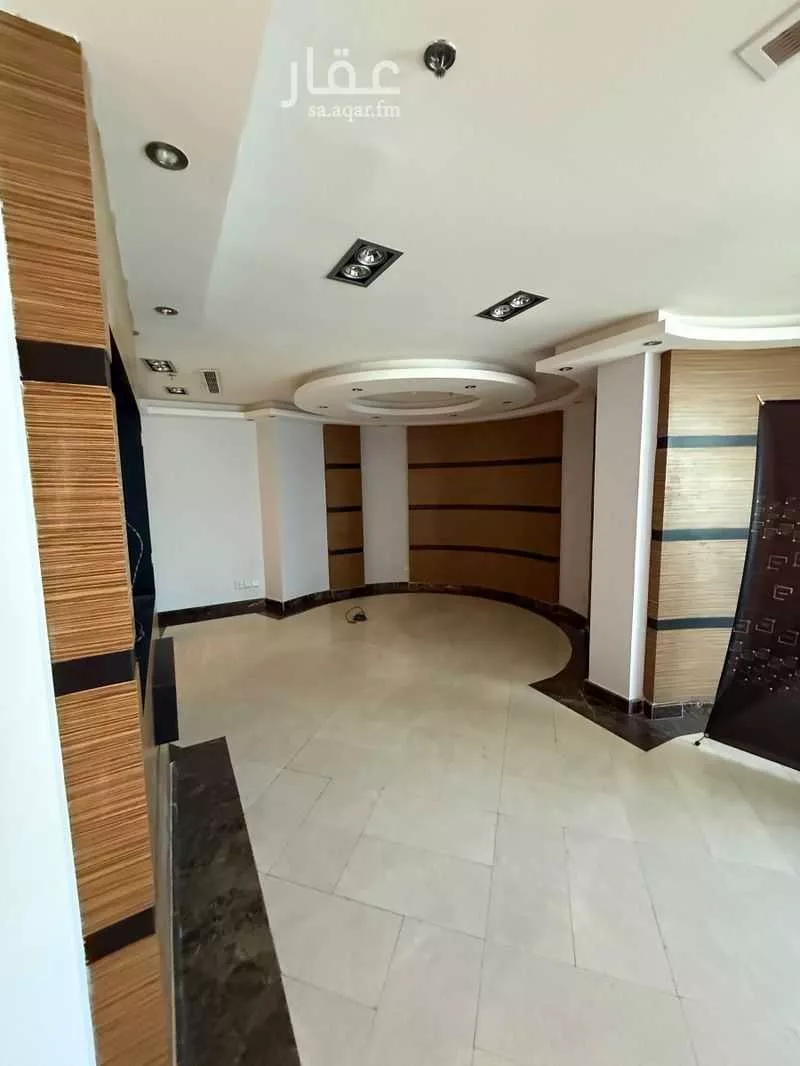 مكتب 250 م² في الفيصلية 2