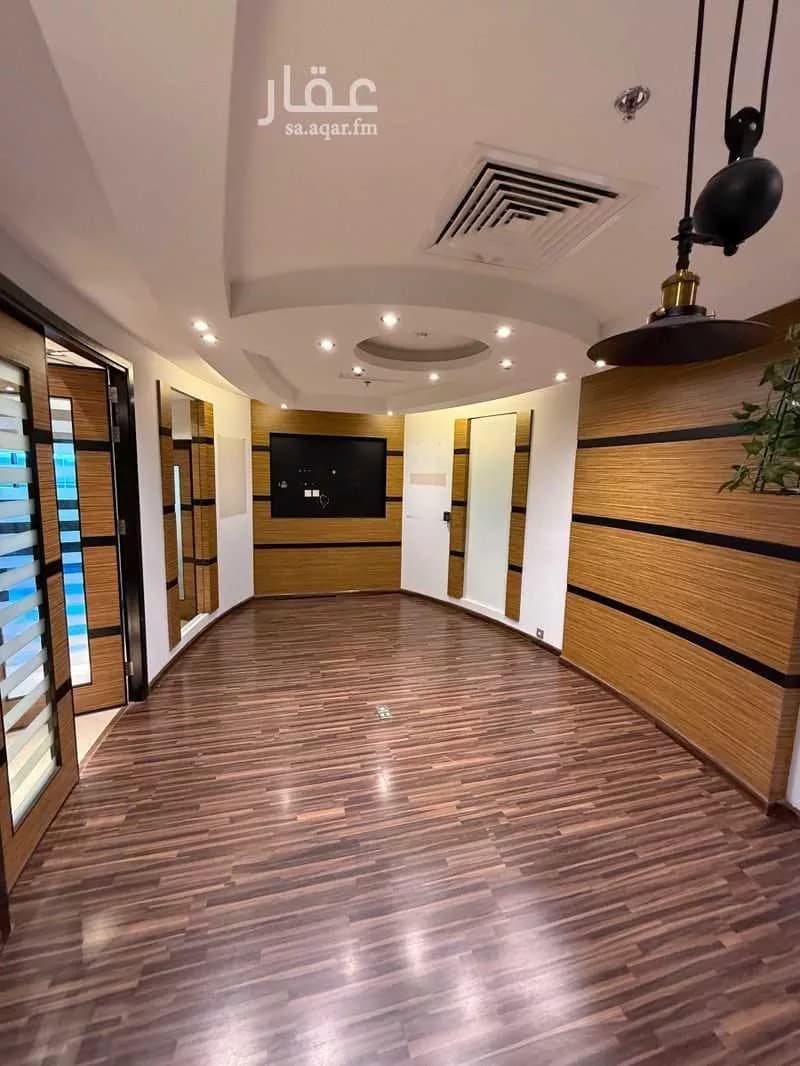 مكتب 250 م² في الفيصلية 3