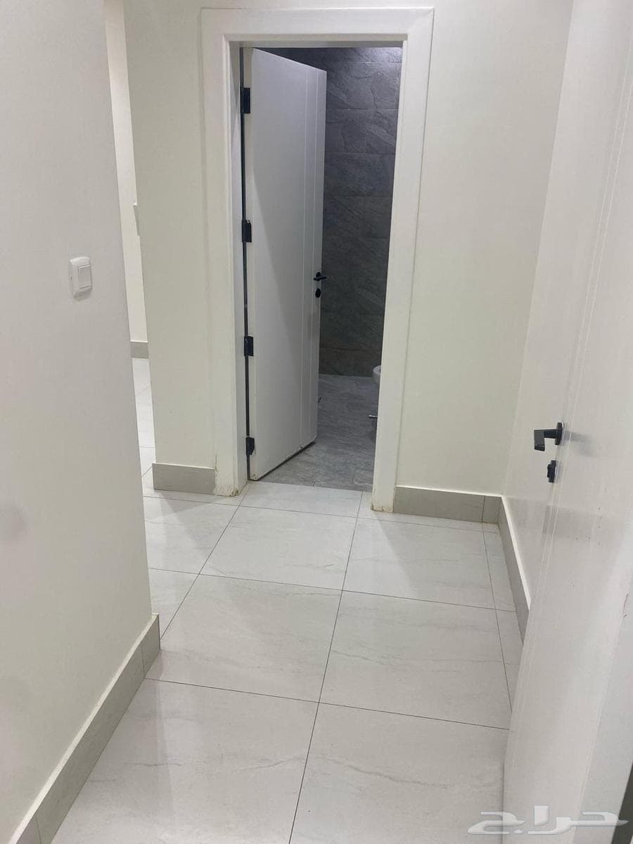 شقة 5 غرف في طويق 7