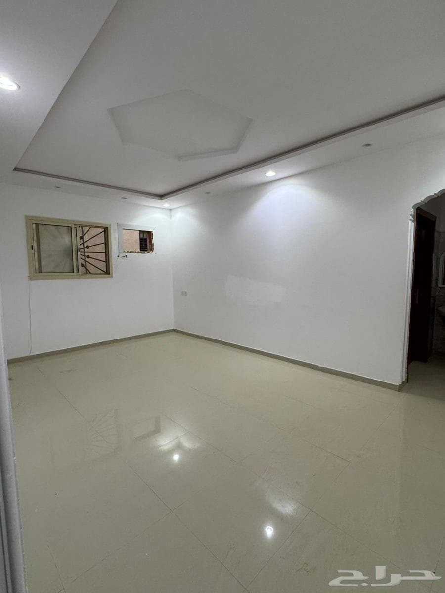 شقة 3 غرف في العوالي 3