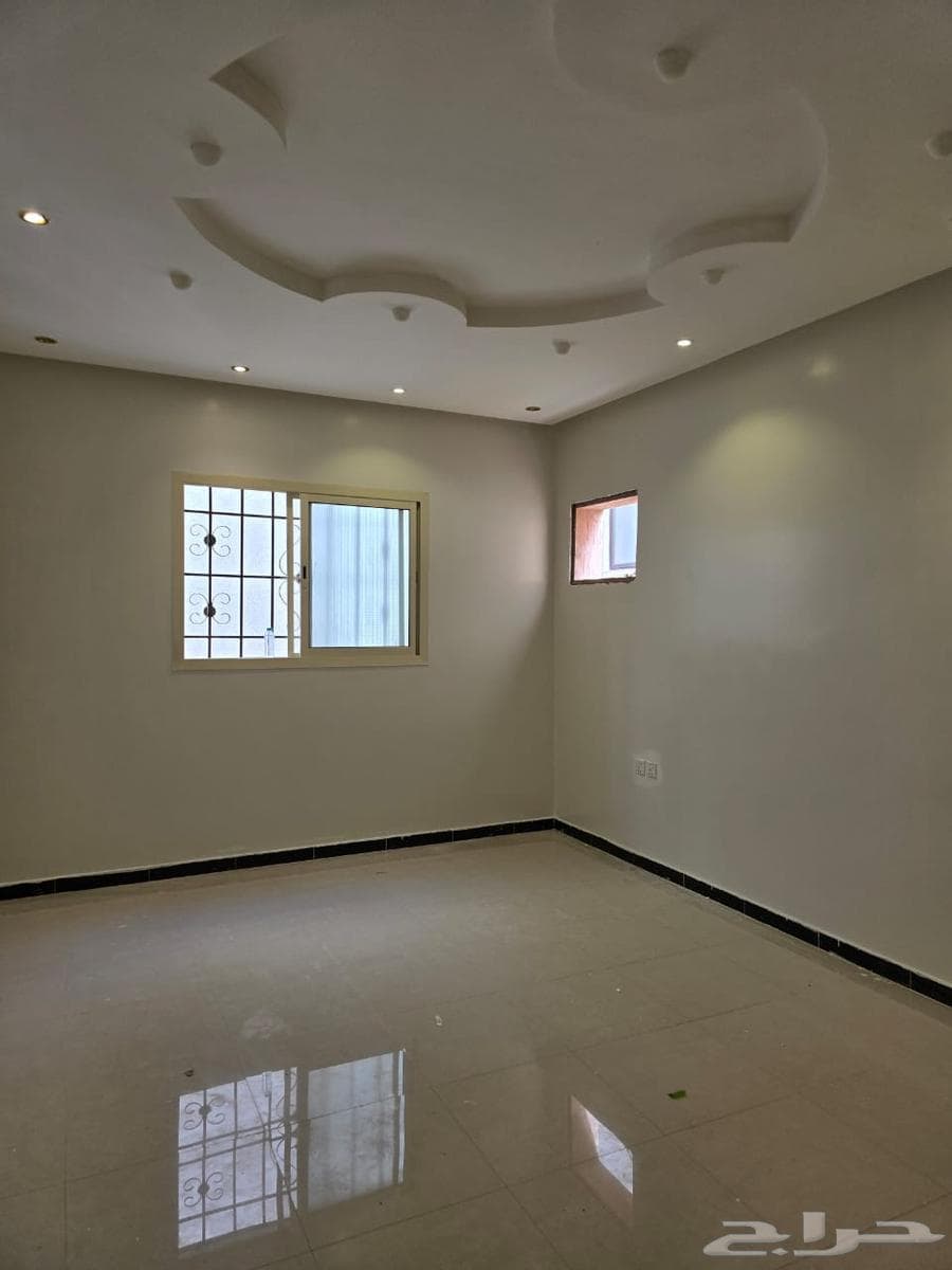 شقة 3 غرف في العوالي 8